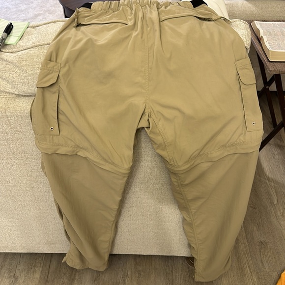 World Wide Sportsman Mx34.. Thin summer fishing material zip off legs to shorts - Picture 2 of 2